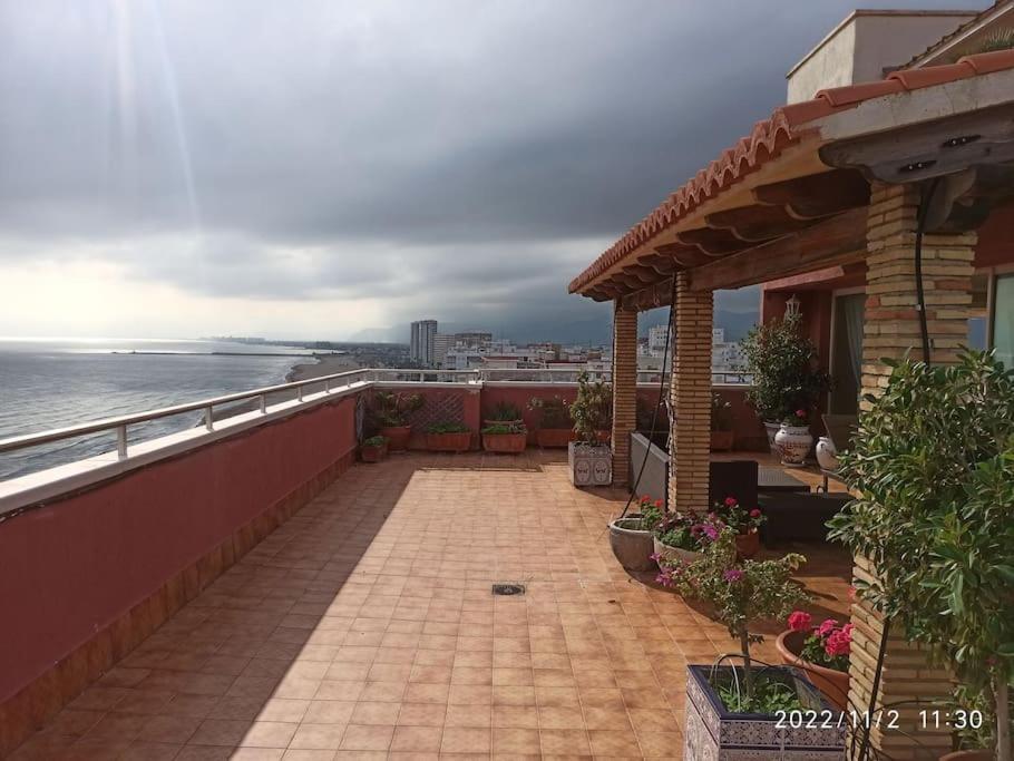 Espectacular Terraza Y Vistas En 1A Linea De Playa Apartment Cullera Exterior photo